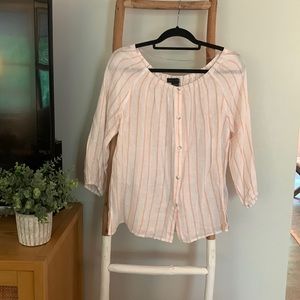 South Moon Under button down blouse. Size S.